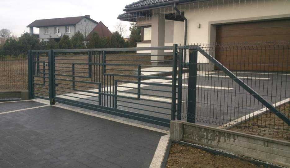 Kit poarta autoportanta in consola cu 8 role, sina galvanizata 70x60mm