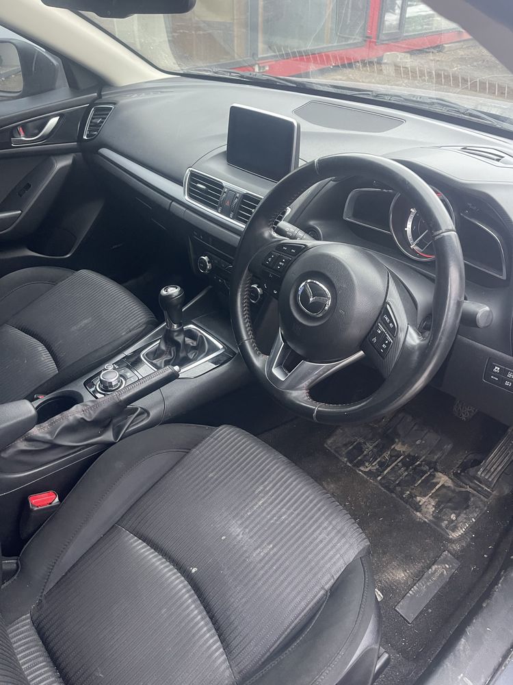 Dezmembrez mazda 3 berlina 2013-2017 2.2