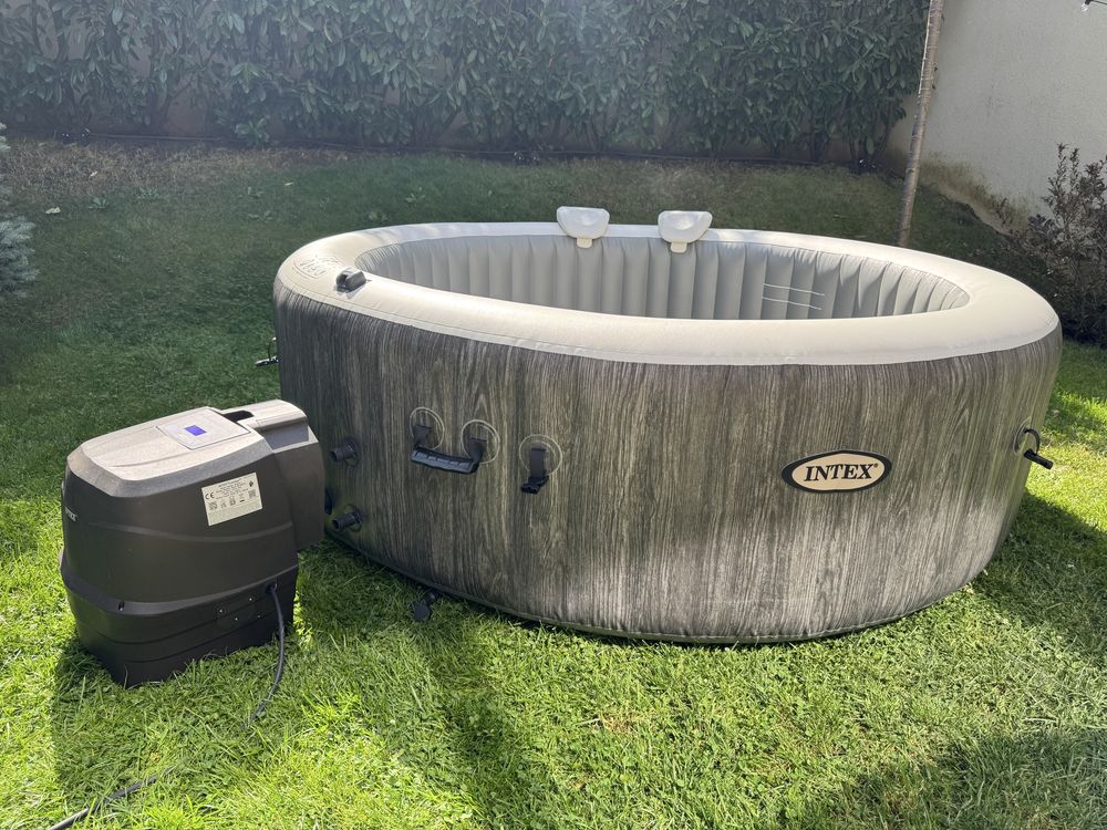Надуваемо джакузи PureSpa™ Greywood Bubble Deluxe за 6 човека