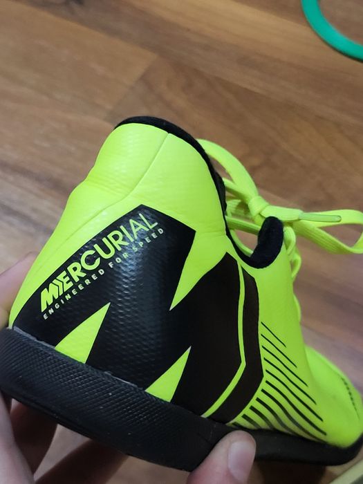 Ghete de fotbal Nike Mercurial Vapor 12 Academy