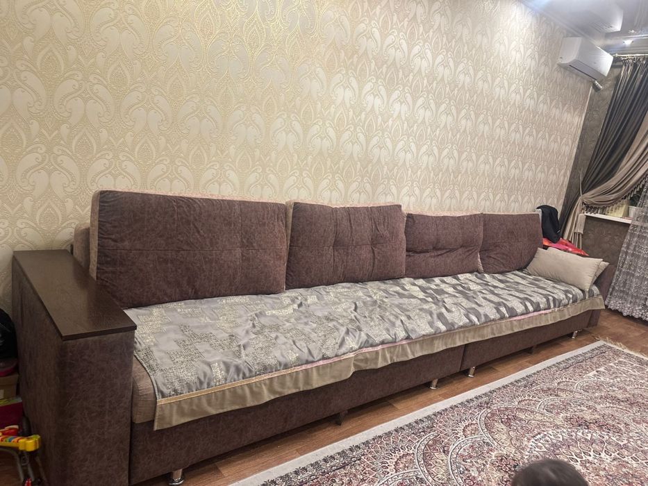 Диван в отличном состоянии