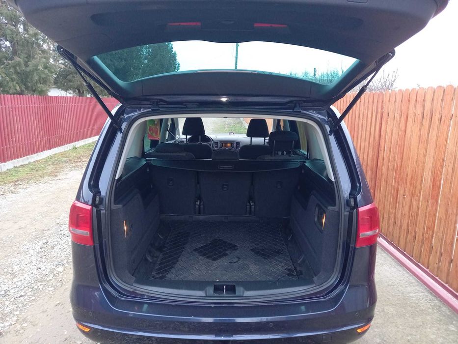 Vând Auto VW Sharan