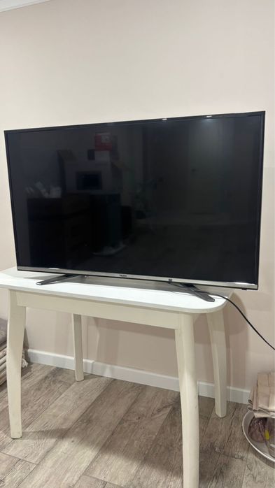 Продам телевизор Haier диагональ 42