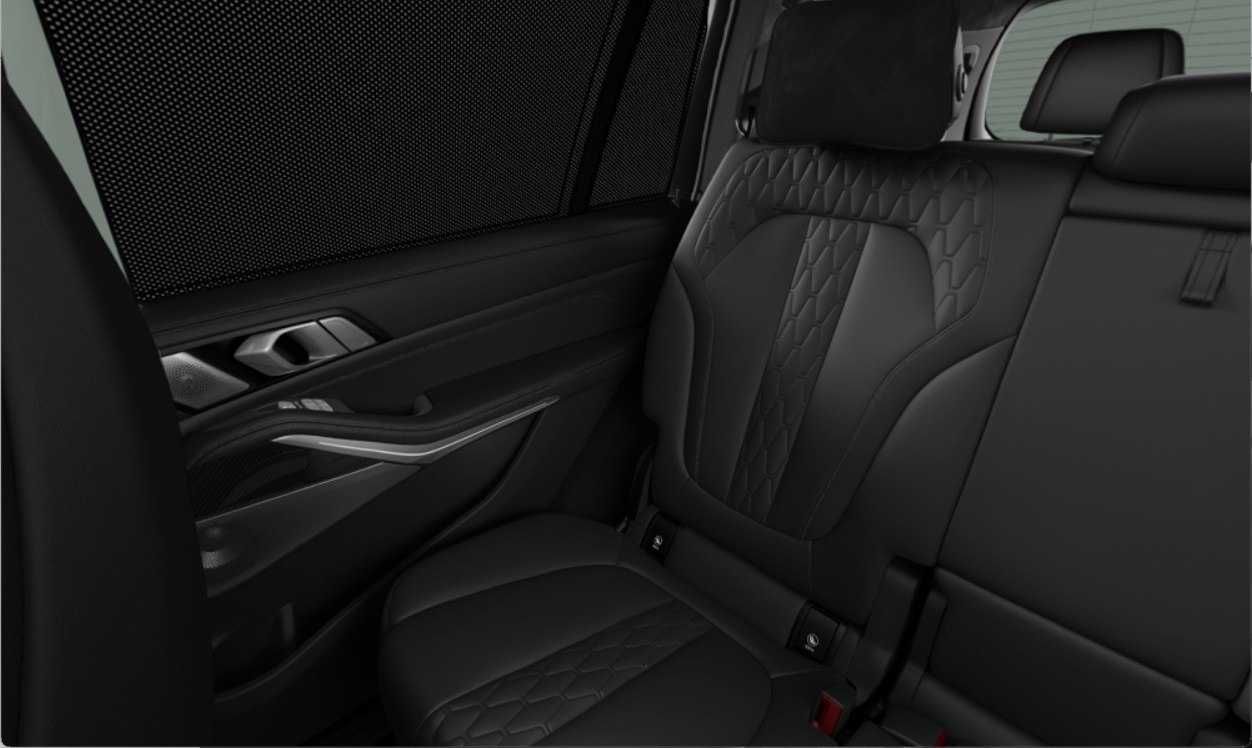 BMW X7 M60i FULL в наличии + гарантия