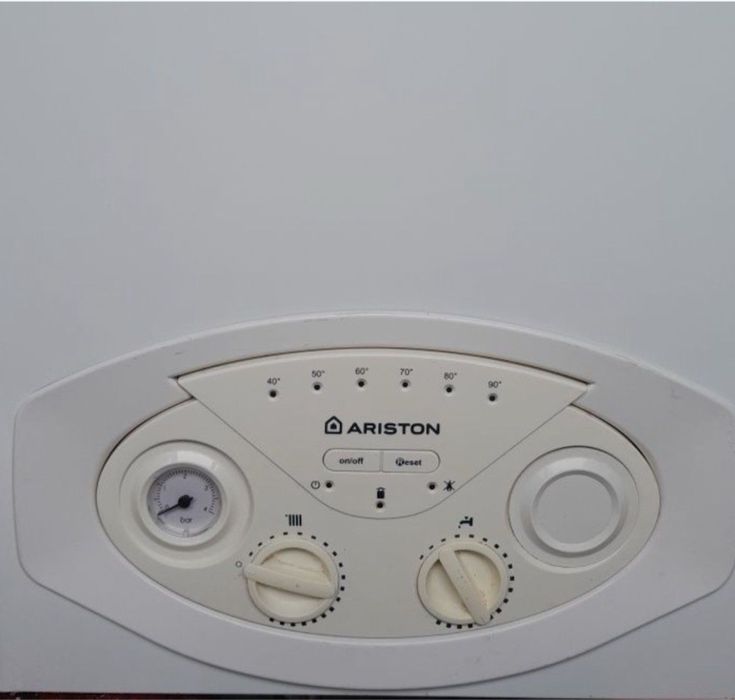 Vand centrala Ariston