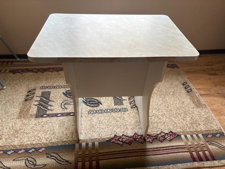 Стол 80х55 обеденный