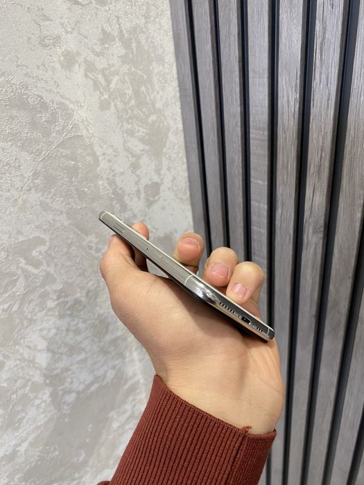 Iphone 11 pro       .