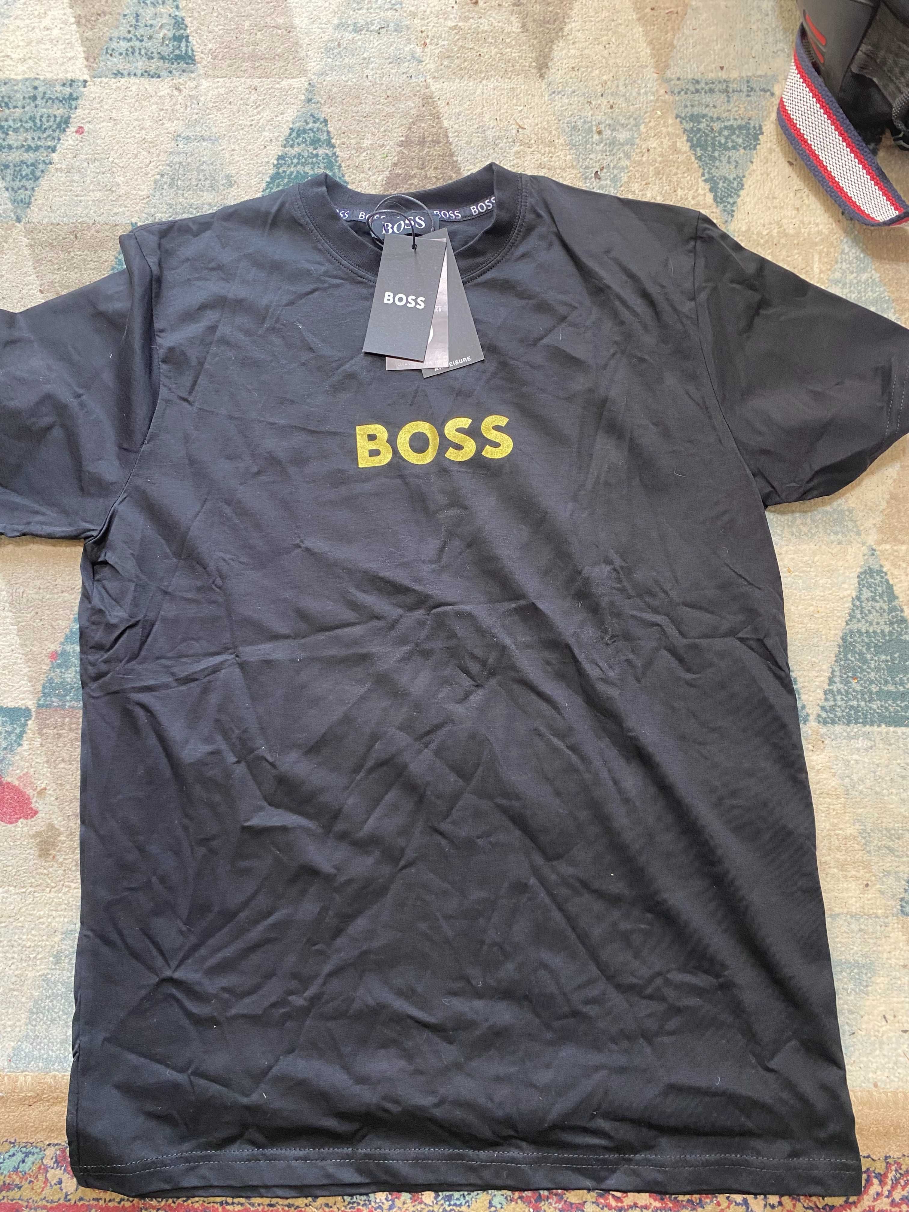 tricou boss model 8