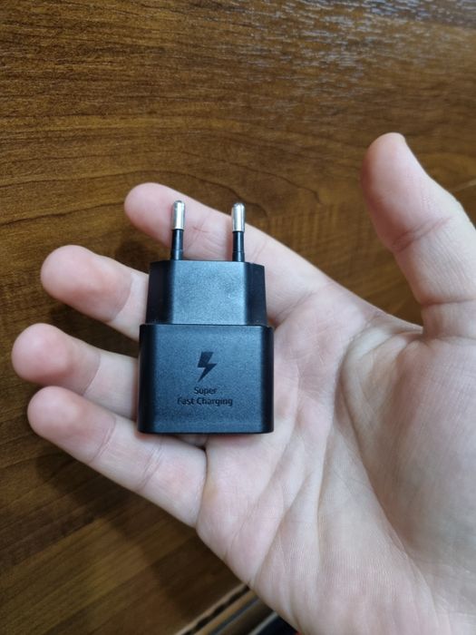 Samsung zaryadchik S partyank