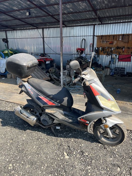 Vand scuter generic 125 cc