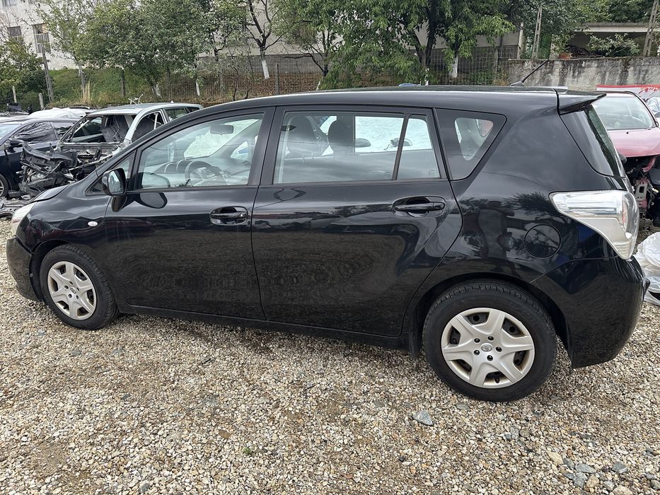 Toyota Verso 2.0d4d 126 кс 2009г НА ЧАСТИ!