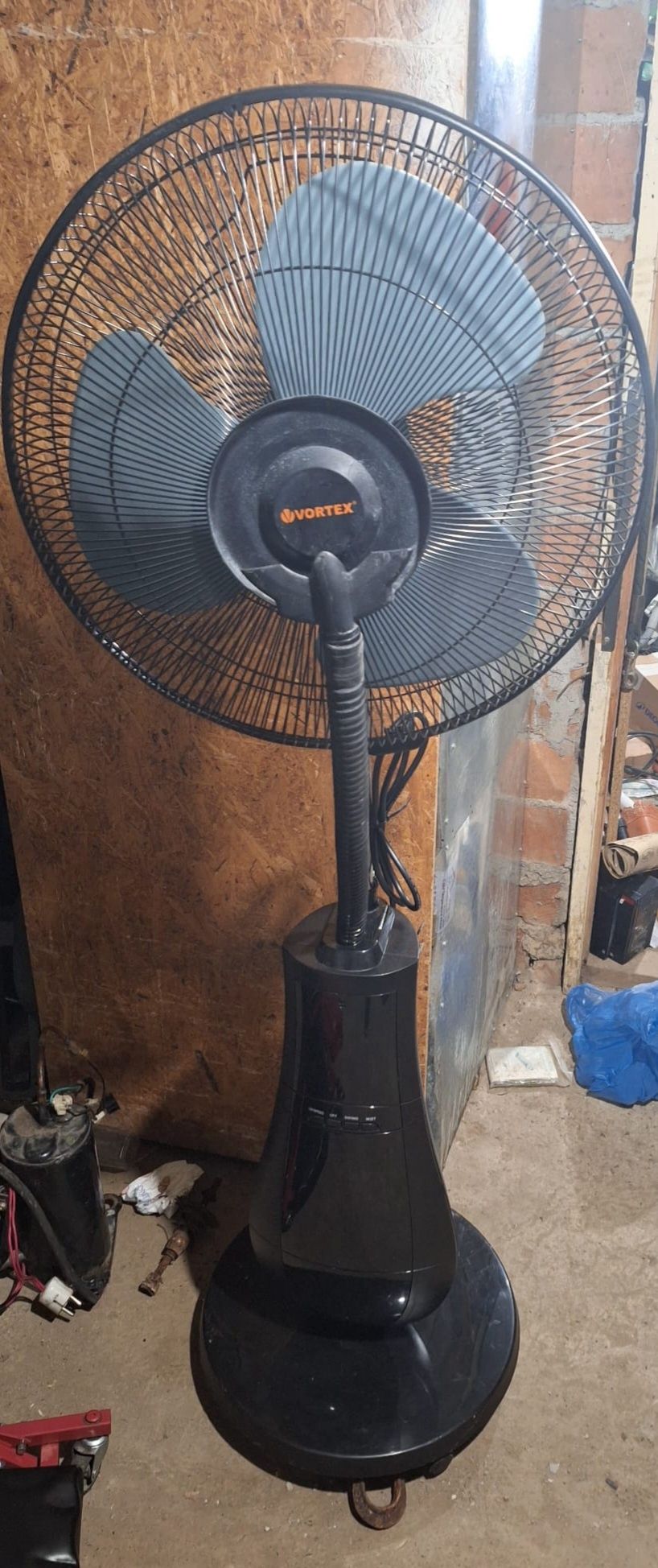 Ventilator cu atomizor Vortex
