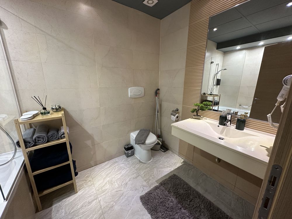 Regim Hotelier 5* cu JACUZZI in camera 48 Jeturi ULTRA LUX