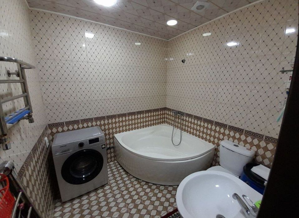 1 xonali kvartira sotiladi