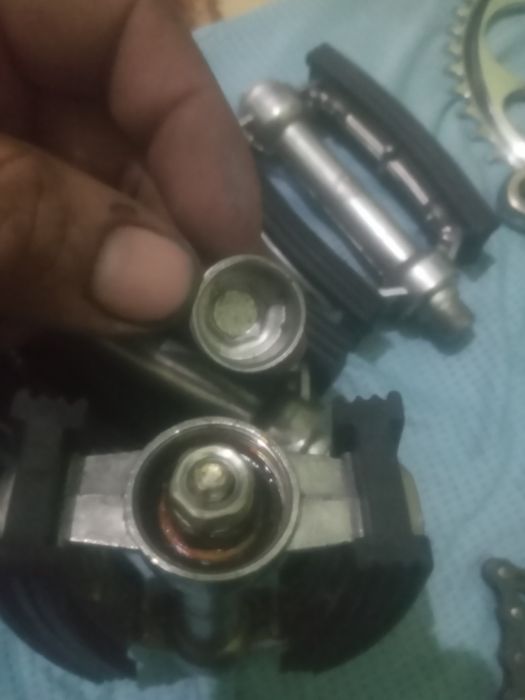 Sssr velosipedlari uchun pedal bor