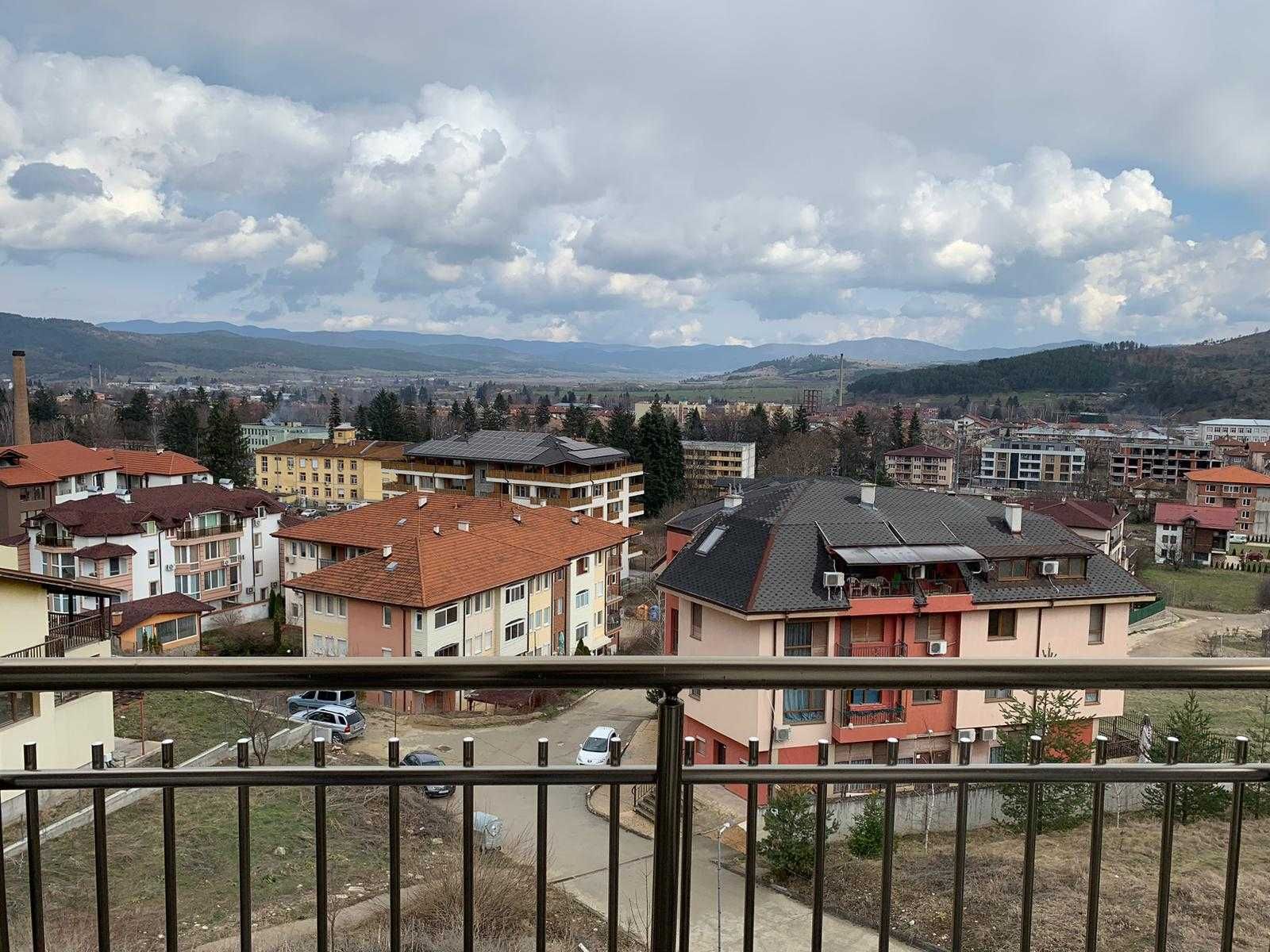 Студио в град Велинград с гледка