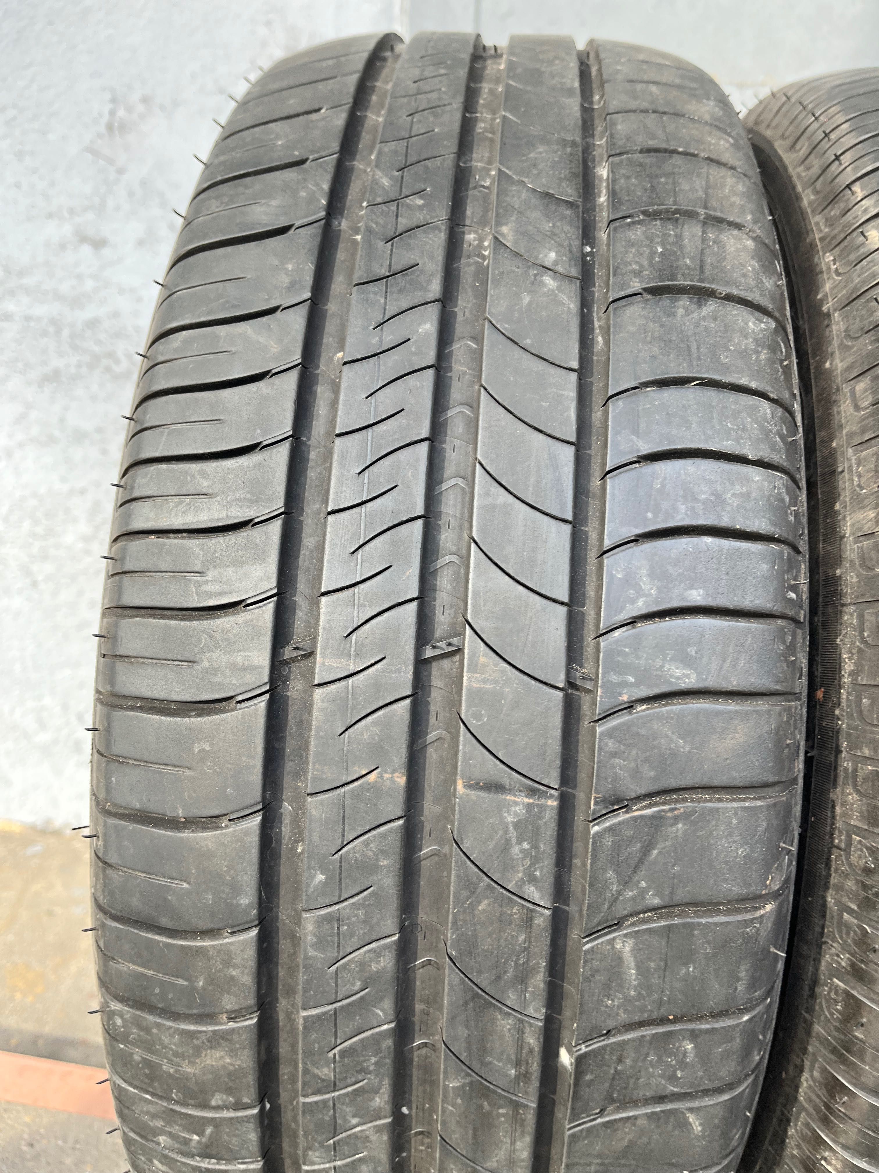 4 бр. летни гуми 215/60/16 Michelin DOT 0915 5-5,5 mm