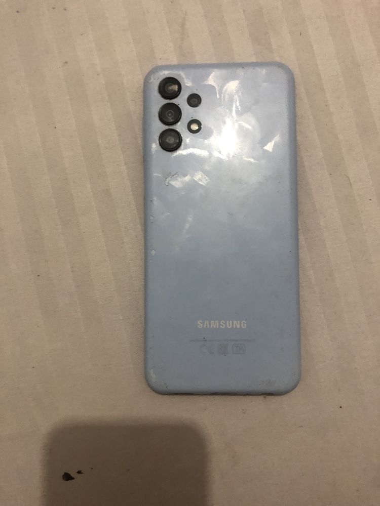 Продам Samsung A13 64гб