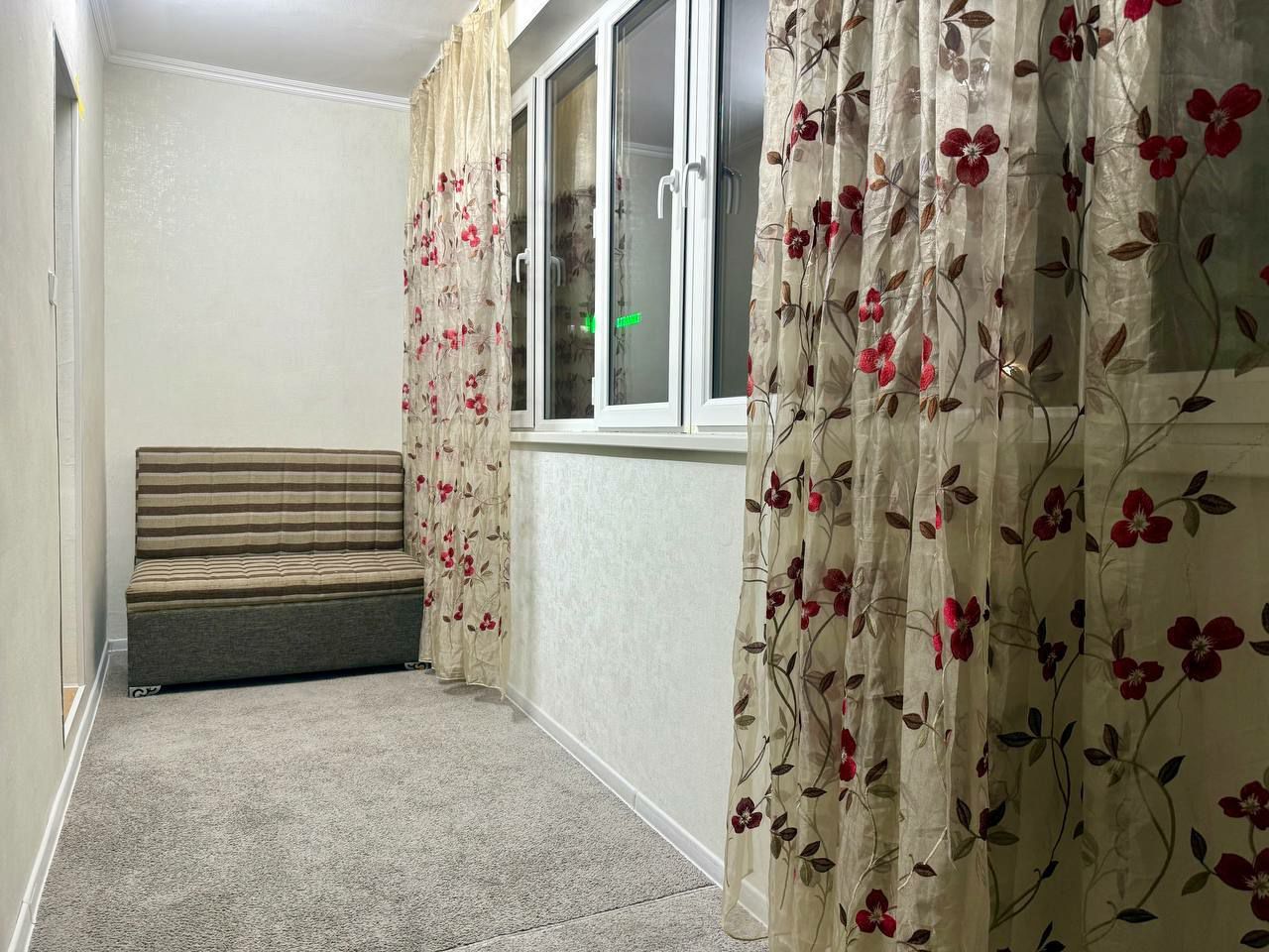 Аренда 1 комнатной, Госпитальный рынок ,метро Ойбек