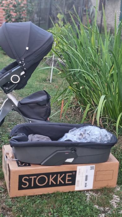 Vând cărucior Stokke!