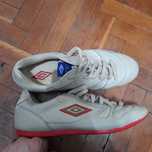 Маратонки Umbro естествена кожа  цена 70 лв. мъжки 43номер