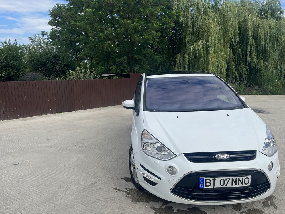 Ford S max Titanium