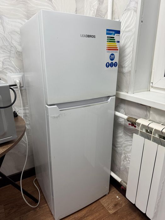 Срочно рртдам холодильник