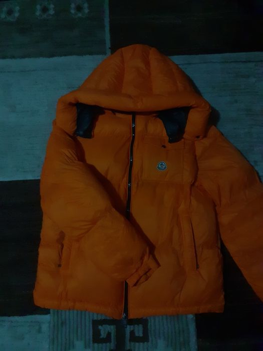 Geaca portocalie montbeliard