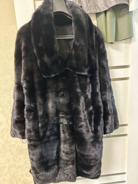 Продам норковую шубу