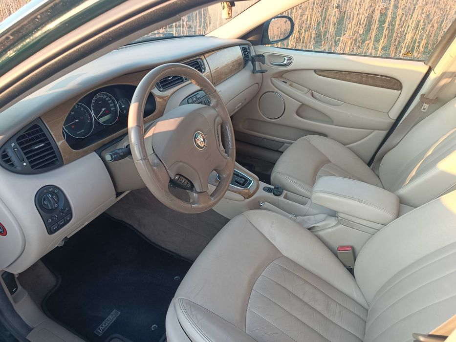 Jaguar X-Type 2.5 4x4 с ГАЗ