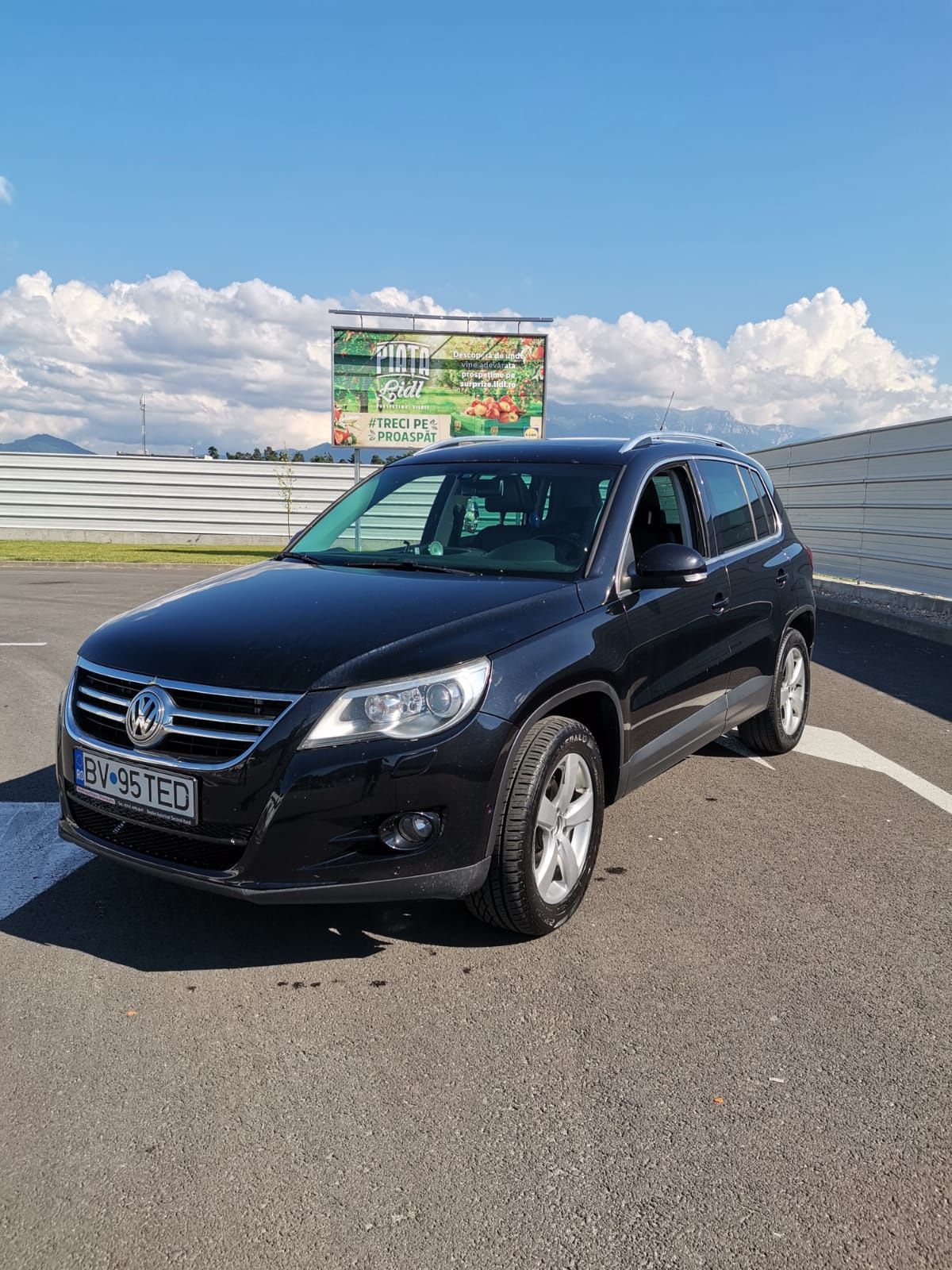 Vând vw tiguan 2009 4x4 140 Cp