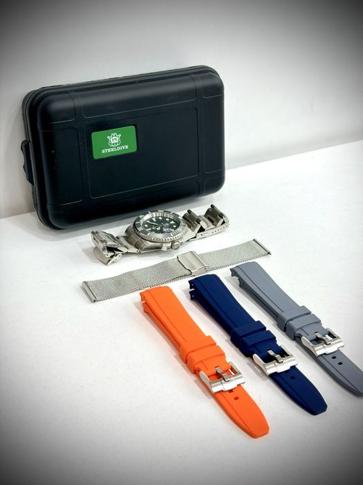 Diver Steeldive 300m Automatic Watch Sapphire Ceramic Bezel Super Lum