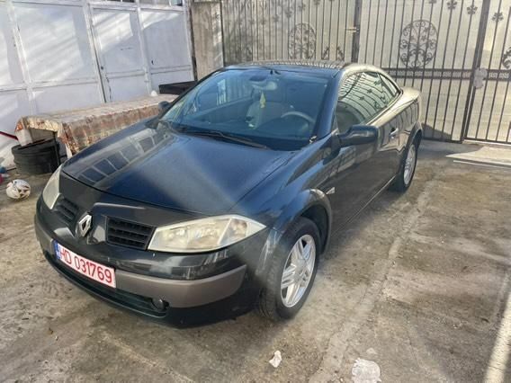 Renault megane cabrio 2007 Carte service masina este în stare excelent