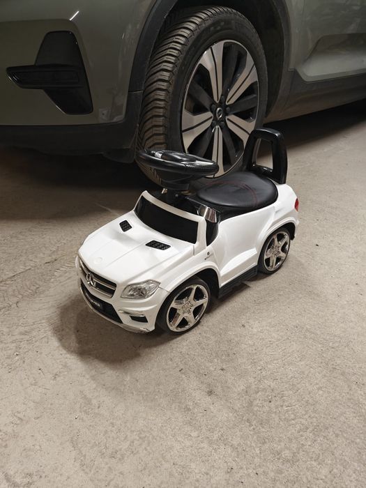 Детски джип за бутане