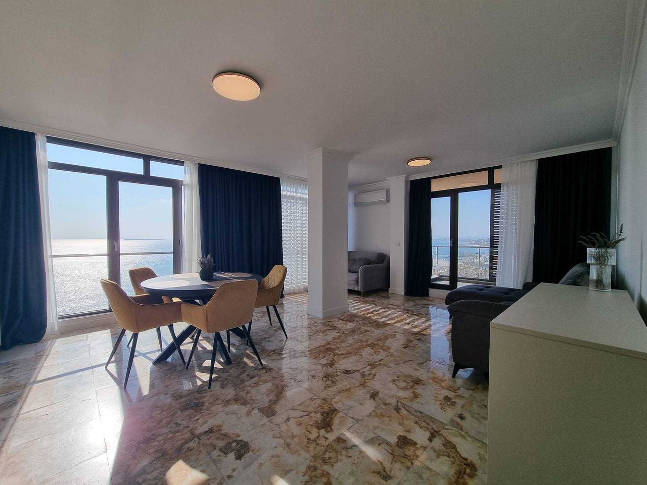 Продава се Двустаен апартамент в Свети Влас - 78 кв.м за 3526 €/кв.м - Снимка #2