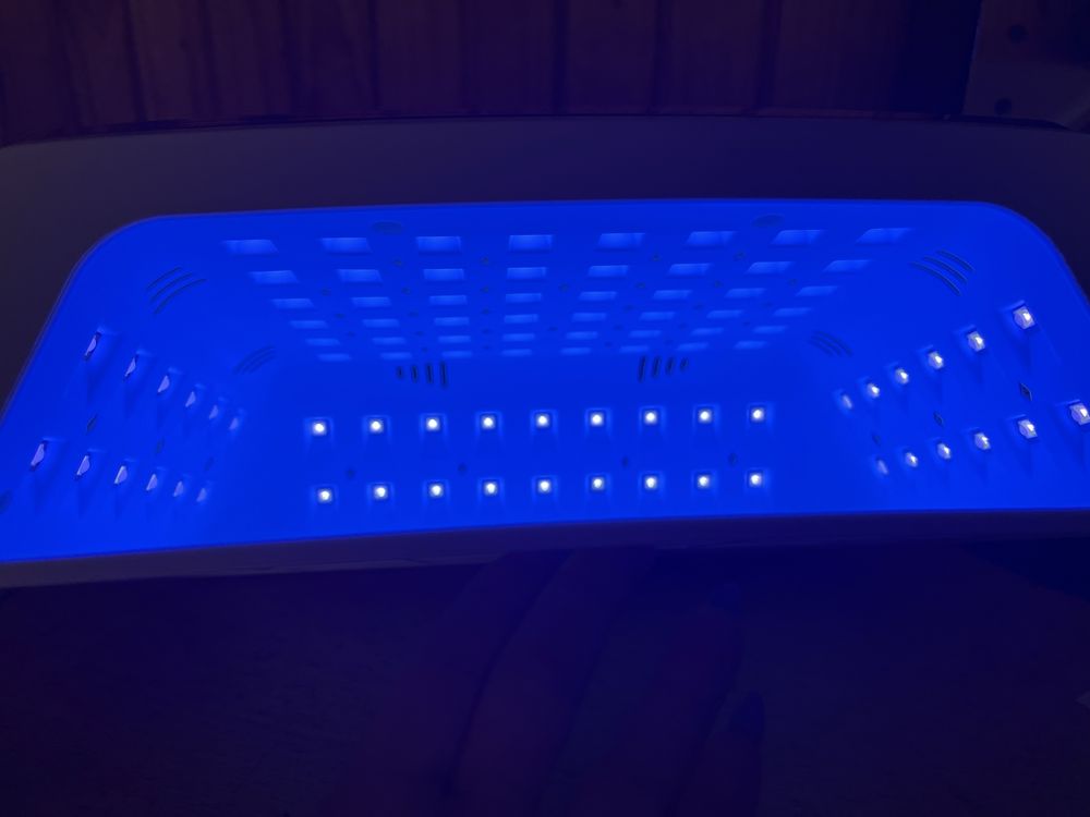 Луксозна сушилня за маникюр 90LED