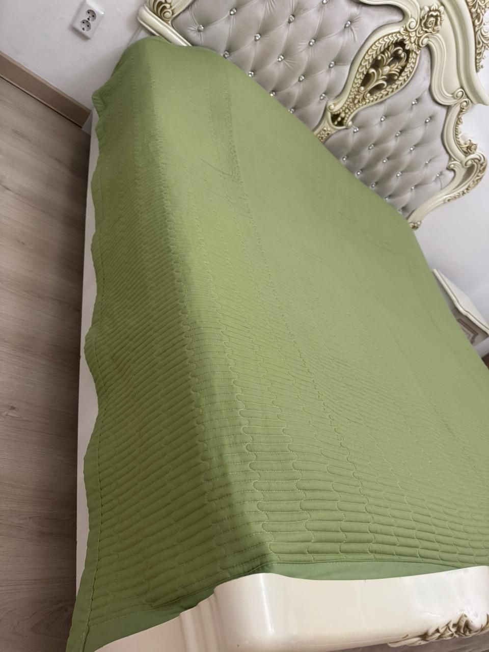 Продается одеяло летнее на 2х спальную кровать