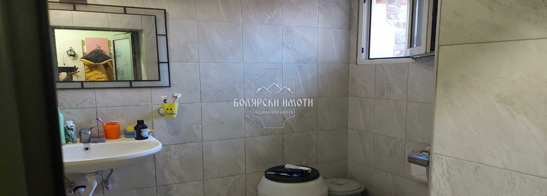 Панорамен етаж от къща в Център