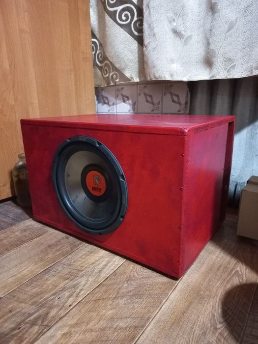 сабвуфер в сборе