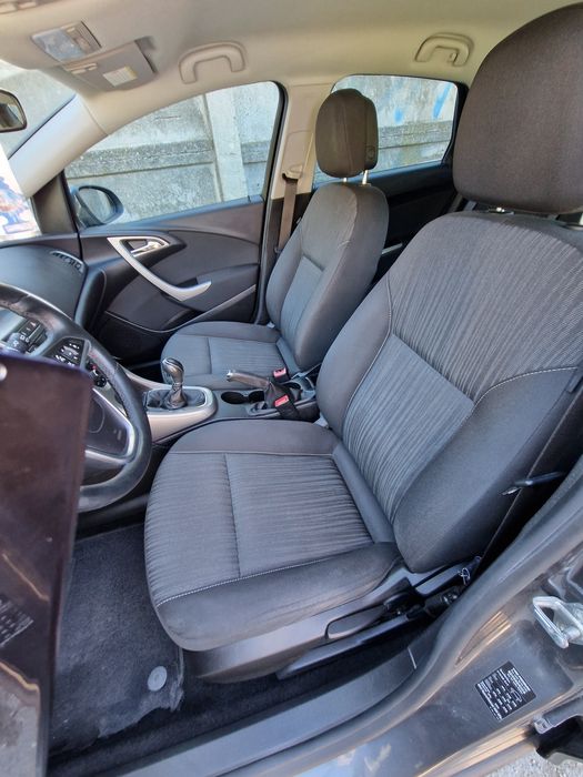 Opel Astra J Hatchback 1,4 t benzină