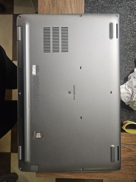 Vand Dell Latitude 5420
