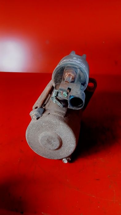 Стартер Vw Caddy 1.9