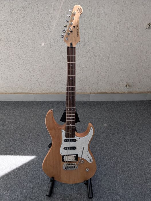 Chitară Electrică Yamaha Pacifica 612 VIIX Yellow Natural Satin