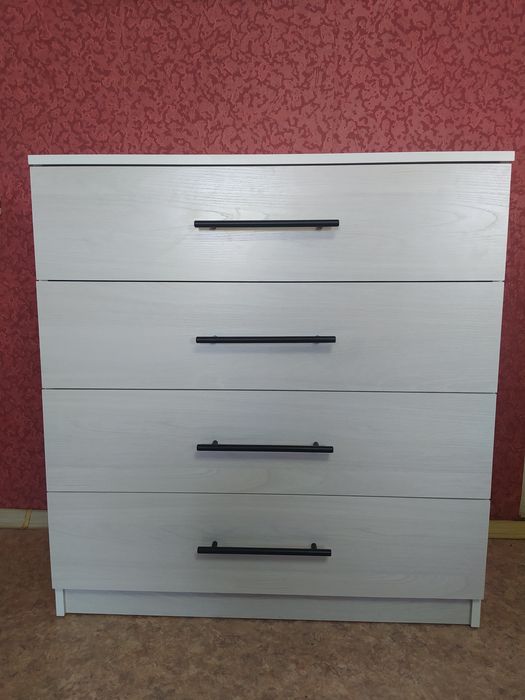 Продам новый комод