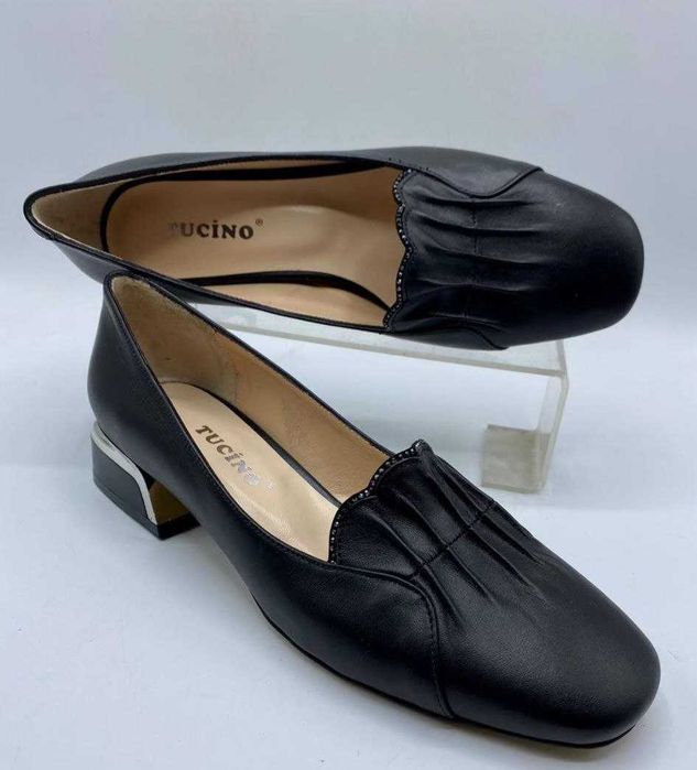 Женские кожаные туфли