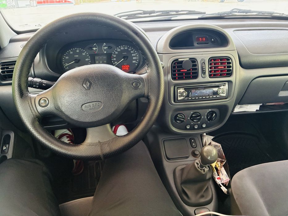 Renaul Clio-raptor