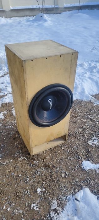 Продам сабвуфер 15 дюйм без усилитель