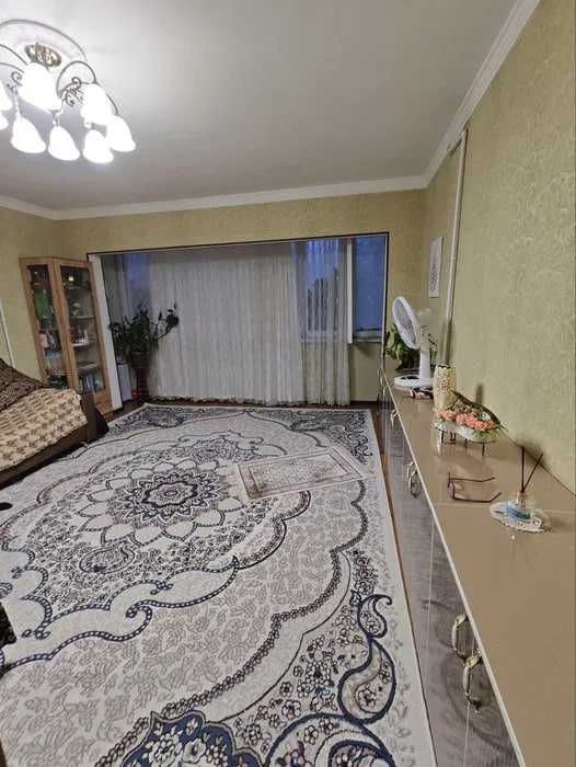 Ц13 продается 2х комн квартира.Отдельный вход.СРОЧНО!!!