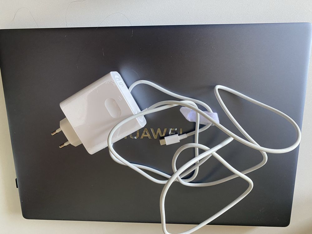 Ноутбук Huawei MateBook D16