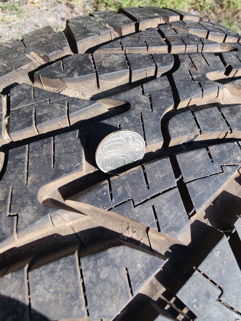 Bridgestone Dueler AT R17/70/265